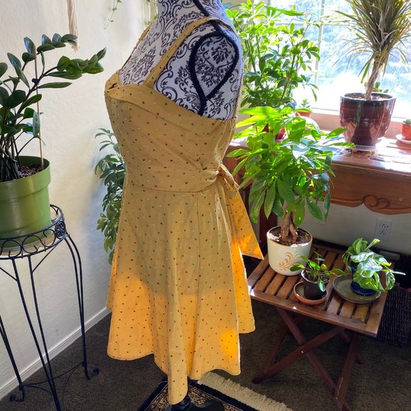 * Heart Soul Yellow Sweetheart Dress Sleeveless * - Picture 10 of 15